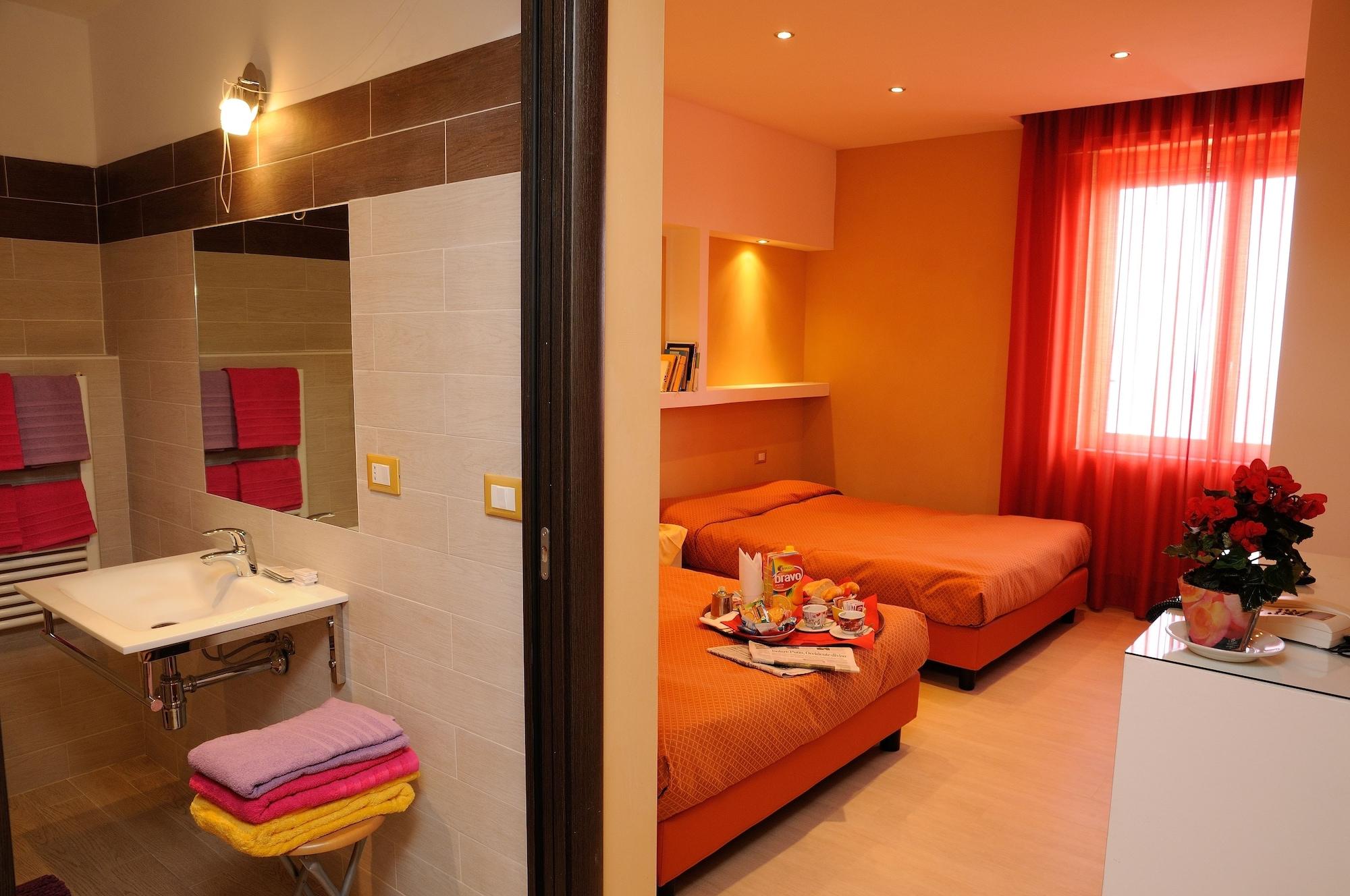 Hotel Puntabella Varazze Εξωτερικό φωτογραφία