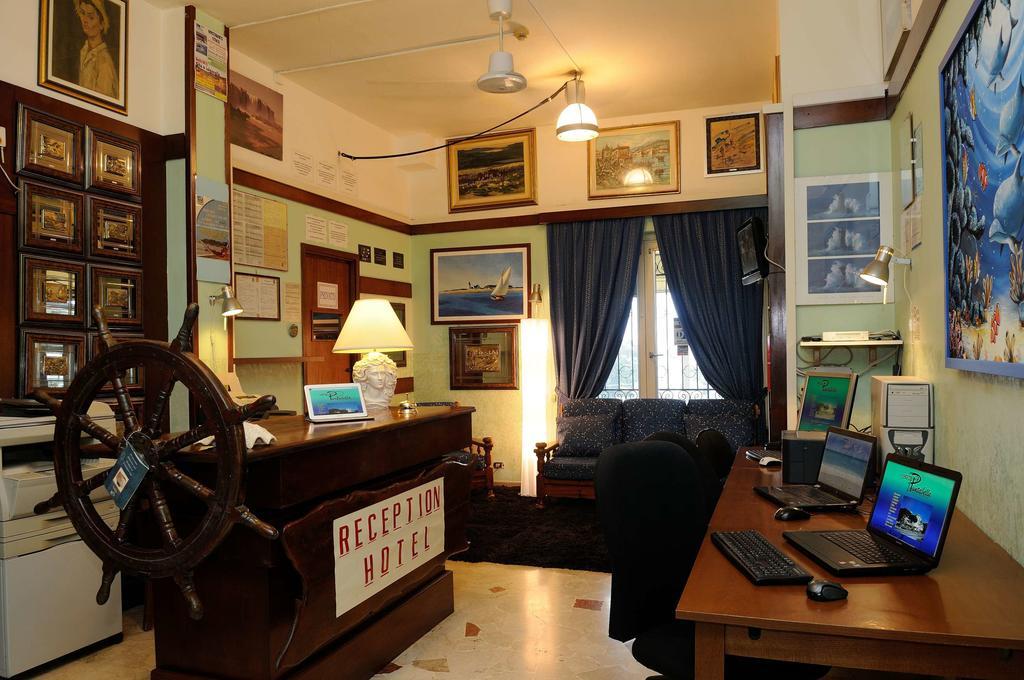 Hotel Puntabella Varazze Εξωτερικό φωτογραφία
